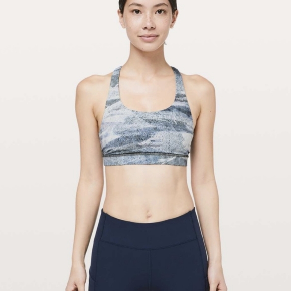 lululemon athletica Other - Lululemon Invigorate Bra - 6
